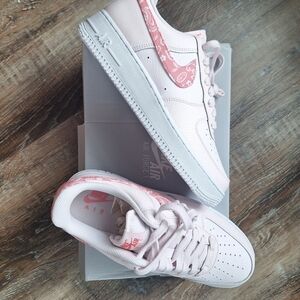 Nike Air Force 1 Pink and White Sneakers